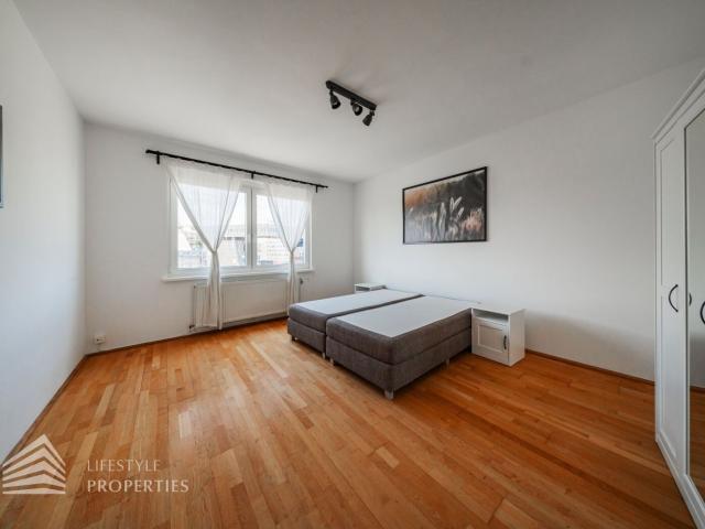 Schöne 4 Zimmer Wohnung, Nähe Westbahnhof