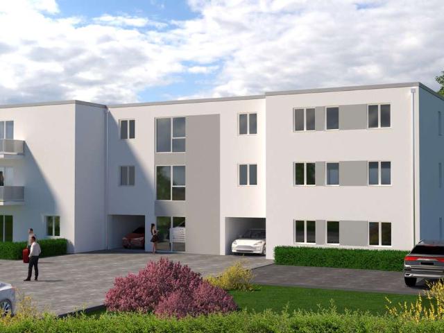Schöne 4 oder 5 Zimmer Erdgeschosswohnung mit Souterrain und großem Garten