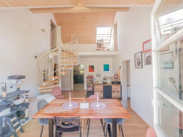 Schöne 6 Zimmer Maisonette Wohnung mit 2 Balkonen in Tennenbronn zu vermieten!