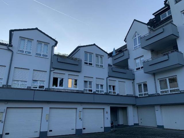 Schöne 78 m² Wohnung im 1. OG, Terrasse, Garage