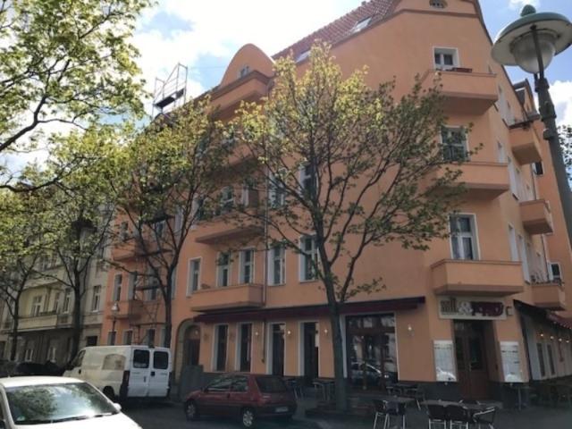 Schöne Altbauwohnung im Wilhelmstadt Kiez Spandau