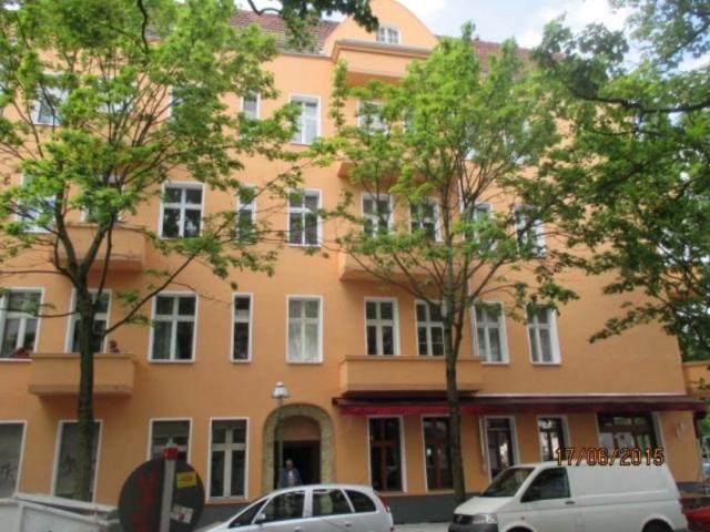 Schöne Altbauwohnung im Wilhelmstadt Kiez Spandau