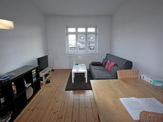 Schöne Altbauwohnung im ruhigen Barmbek
