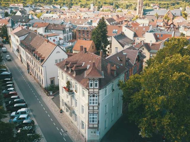 Schöne Altbauwohnung Neustadt
