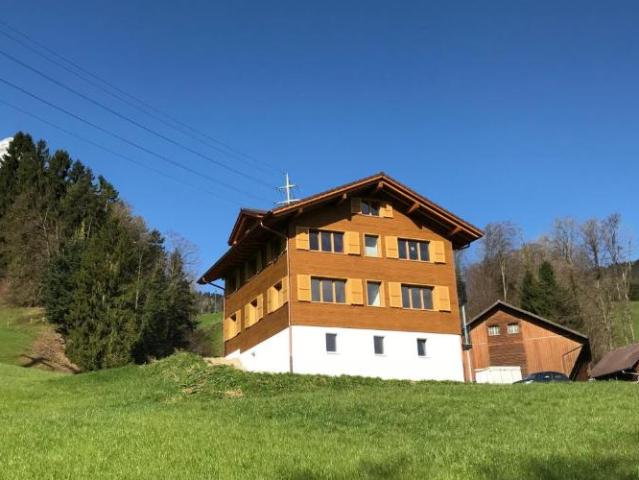 Schöne Aussicht, ländliche Idylle und eigener Carport