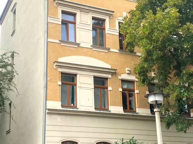 Schöne, bezugsfreie 2 Zimmer Wohnung in Gohlis mit Parkett