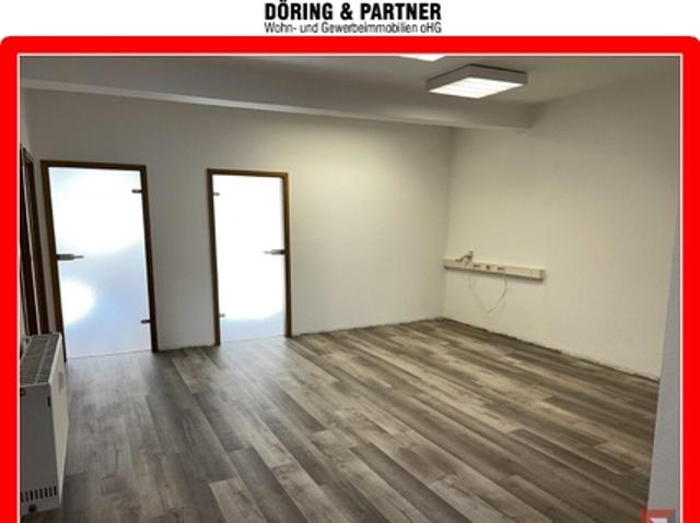 Schöne Büroräume ca. 105 m² mit Lift in der Fußgängerzone von Gera!