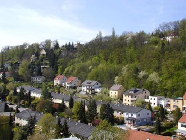 schöne Garconniere mit beeindruckender Aussicht in UNI Nähe