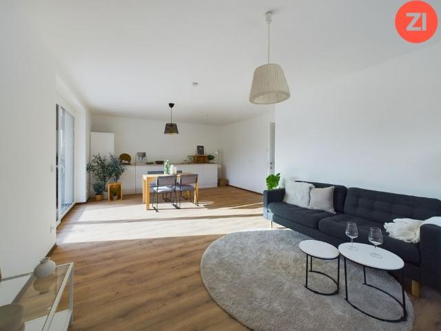 Schöne geförderte 3 Zimmer Wohnung inklusive Einbauküche und 2. Außenstellplatz