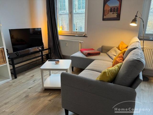 Schöne, gemütliche 2 Zimmer Wohnung, komplett ausgestattet, 1 OG  in der Nähe des Prinzen Parks