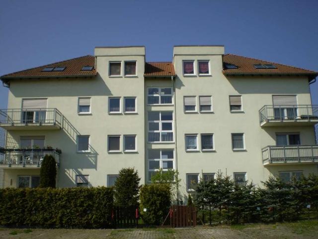 Schöne, gemütliche 3 Raum Dachgeschosswohnung in Thalheim!