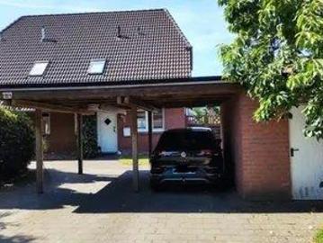 Schöne, gepflegte DHH in NienburgHoltorf