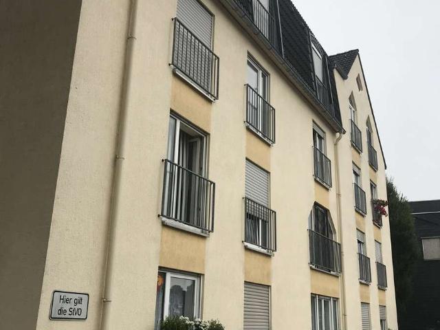Schöne, geräumige ein Zimmer Wohnung in Wuppertal, Ronsdorf