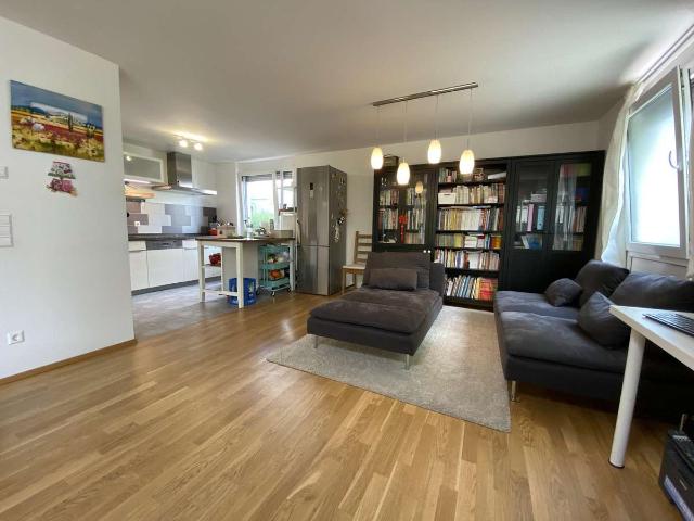 Schöne, geräumige 3,5 Zi Wohnung Neuwertig, aus 2015 in Ostfildern Ruit