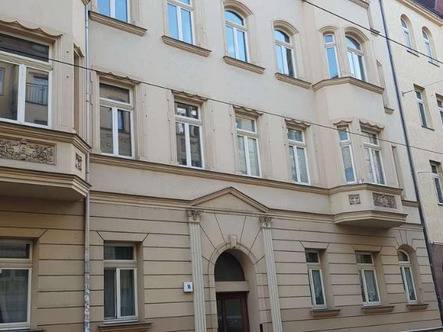 Schöne geräumige 3 Raumwohnung mit Balkon in der südl. Innenstadt