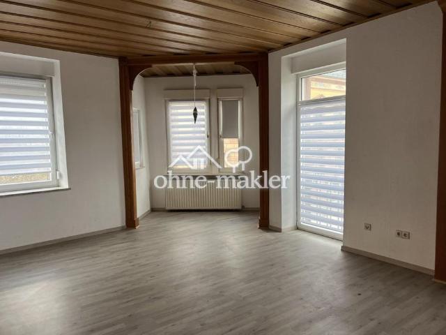 Schöne, großzügige 3 Zimmer Wohnung in Pirmasens, zentral