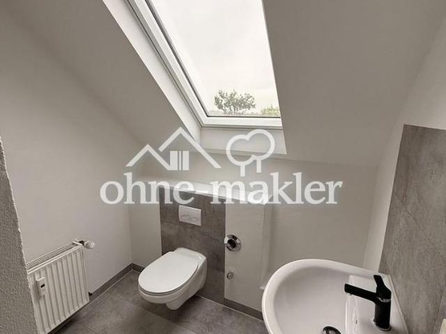Schöne große Maisonette Wohnung im 2 Parteien Haus — 3 Zimmer + ausgebautes Dachgeschoss