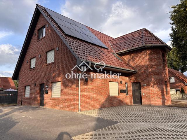 Schöne große OG Wohnung im KFW40 Plus Haus zu vermieten!