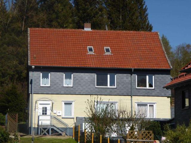 Schöne, günstige und große 3 Zimmer Wohnung in ruhiger Lage!