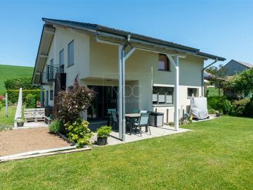 Schöne Doppelhaushälfte in Farvagny