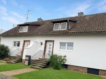 Schöne Doppelhaushälfte in Scheden zu vermieten – Garten, Terrasse, Garage