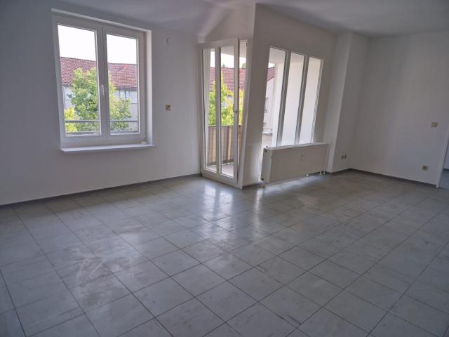 Schöne Dachgeschoss Wohnung im Kirchsteigfeld sucht Sie!
