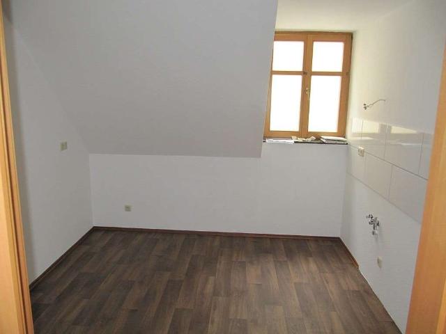 Schöne Dachgeschoss Wohnung in bester Citylage