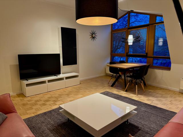 SCHÖNE DACHGESCHOSSWOHNUNG FRIEDRICHSHAGEN