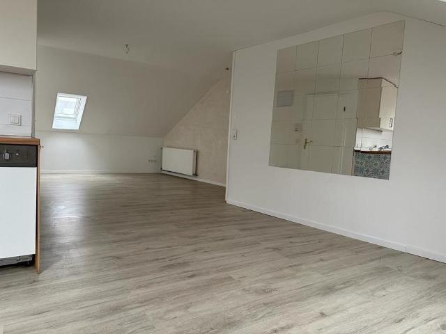 Schöne Dachgeschosswohnung in Bremen Walle nahe Waller Park