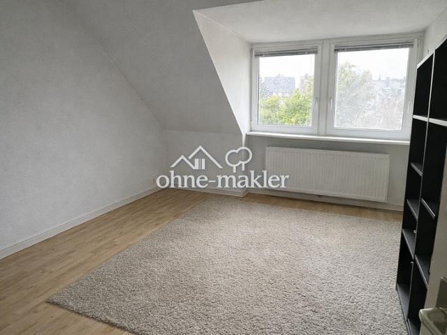 Schöne Dachgeschosswohnung mit 2 Zimmern in zentraler Wohnlage von Hamm