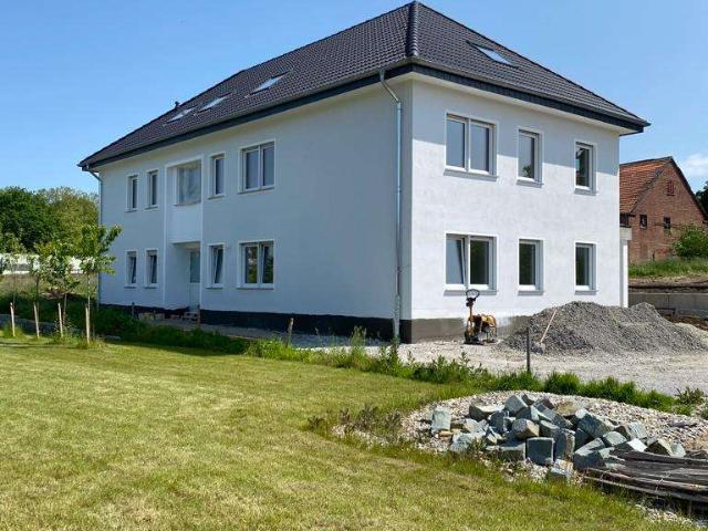 Schöne Dachgeschosswohnung mit Balkon