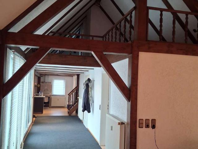Schöne Dachwohnung 3 Zimmer Wohnung in Wölfersheim