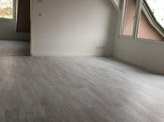 Schöne Dachwohnung in Schlieren zu vermieten per 01.10.2026
