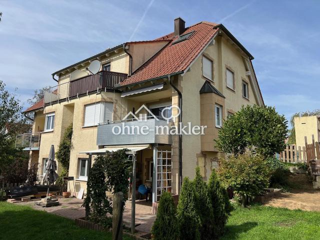 Schöne DHH am Ortsrand mit unverbautem Blick / 147qm Wohnfläche / 7 Zimmer / Einziehen & Wohlfühlen