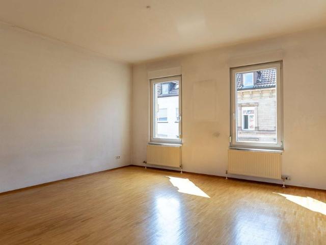 Schöne Drei Zimmer Wohnung mit Balkon im Stuttgarter Westen
