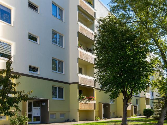 Schöne Dreizimmerwohnung mit Badewanne und Balkon in Mockau Nord