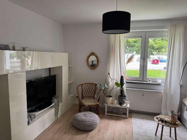 Schöne EG Wohnung mit EBK & Garage in ruhiger Lage von Essen Borbeck
