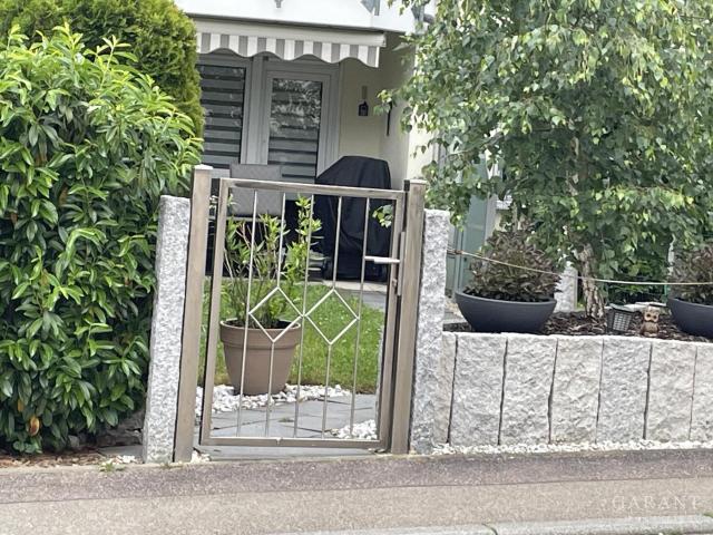 Schöne Erdgeschoss Wohnung!
