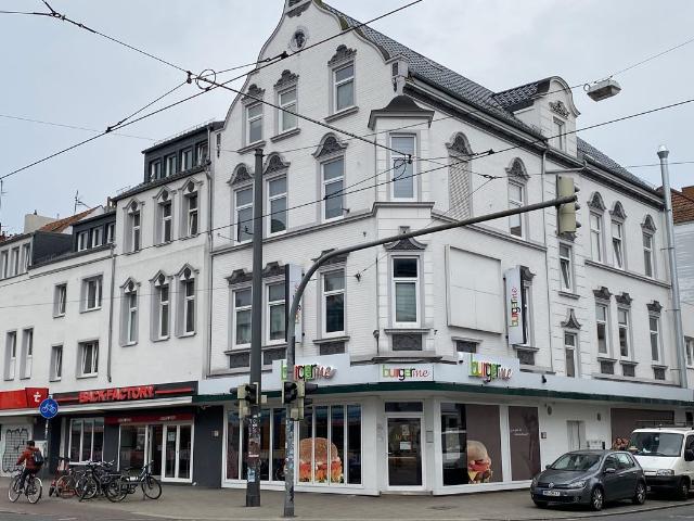 Schöne Etagenwohnung in der Neustadt mit Einbauküche