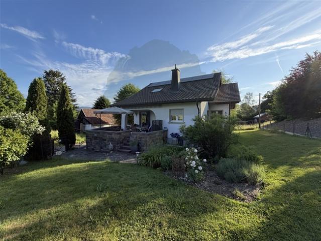 Schöne Familienvilla von 146 m² auf einem Grundstück von 818m2 in Alle