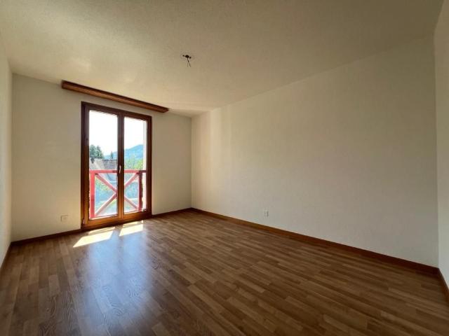 Schöne Familienwohnung mit Balkon + 2 Bädern