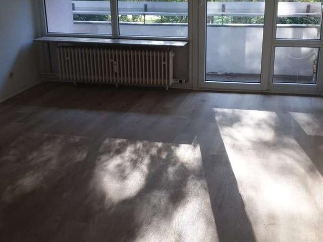 Schöne, frisch renovierte 3 Zimmer Wohnung in Köln Seeberg Süd, 1 Etage