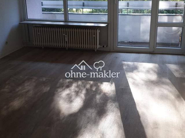 Schöne, frisch renovierte 3 Zimmer Wohnung in Köln Seeberg Süd, 1 Etage