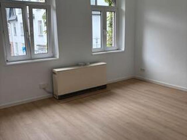 Schöne kernsanierte 2 Zimmer Wohnung in Heerdt
