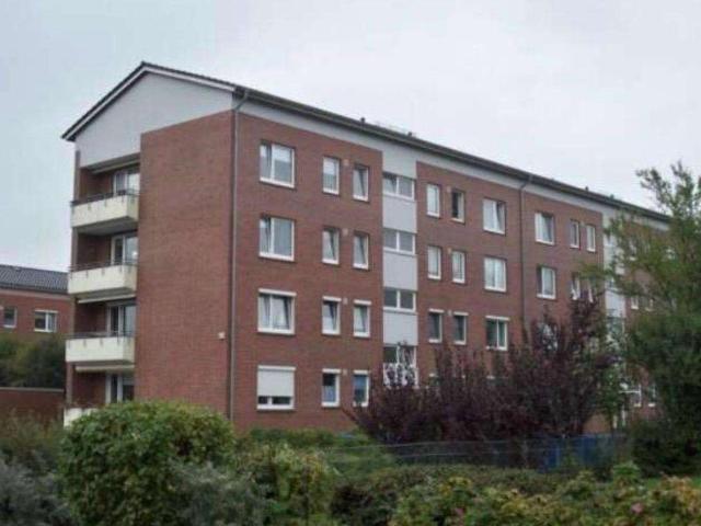 Schöne helle 3 Zi Wohnung mit Balkon im Musikerviertel