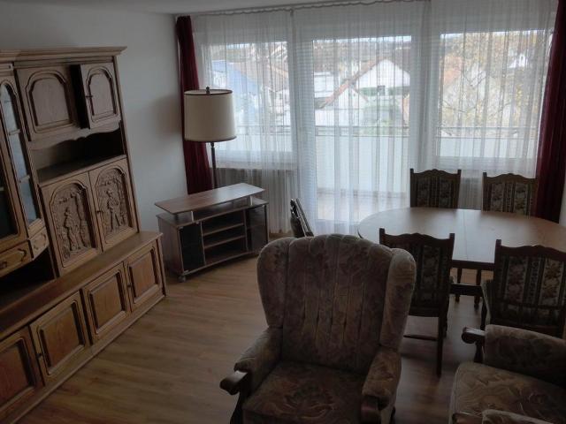 schöne helle 3 Zimmer Wohnung, gut geschnitten, provisionsfrei