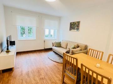 Schöne, helle 3 Zimmer Wohnung in bester Lage