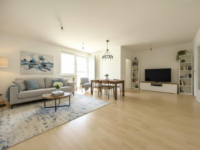 Schöne helle 3 Zimmer Wohnung mit Balkon & Stellplatz in Baden – TOPZUSTAND