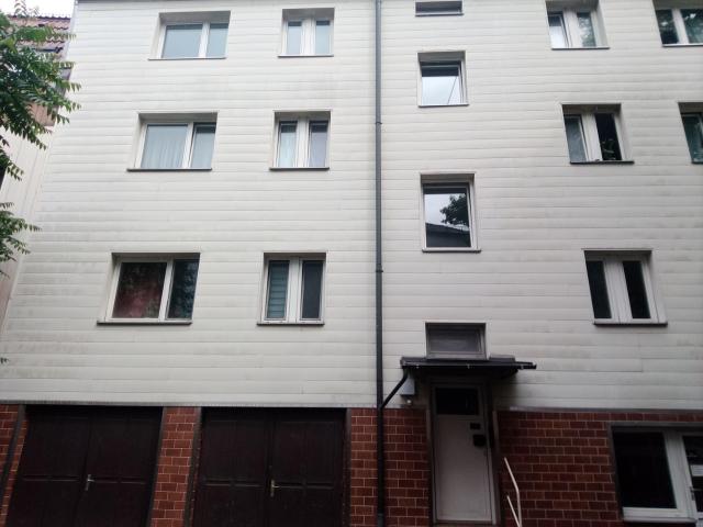 Schöne helle 1 Zimmer Wohnung in 2 Obergeschoss