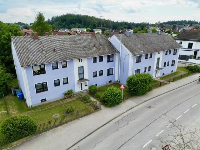 Schöne, helle 2 1/2 Zimmer Wohnung in Haag/Oberbayern